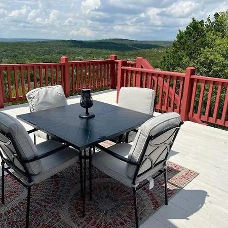 Entire 2Br 2Ba Hilltop View Home Sleeps 7 Pets 4 Acres Jacuzzi Central Ac Kingbeds Free Wifi-Parking Kitchen Washerdryer Starry Terrace Two Sunset Dining Patios Grill Stovetop Oven Fridge Onsitewoodedhiking Wildlife Coveredpatio4Pets & Birds Singing! Marble Falls Exterior foto